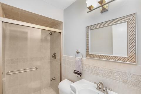 730 Marcella Rd, Des Plaines, IL 60016 photo 16