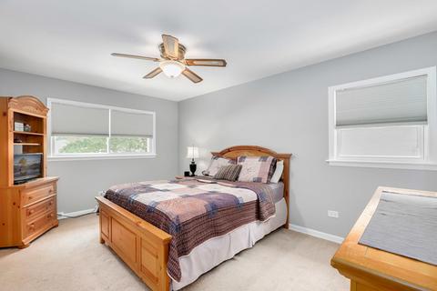 730 Marcella Rd, Des Plaines, IL 60016 photo 14