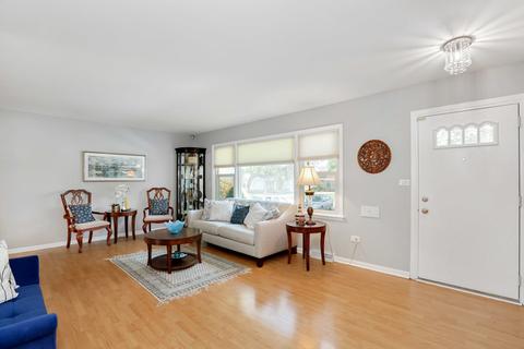 730 Marcella Rd, Des Plaines, IL 60016 photo 3