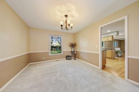 1753 Clyde Dr, Naperville, IL 60565 photo 10