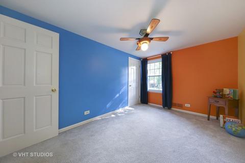 1753 Clyde Dr, Naperville, IL 60565 photo 18