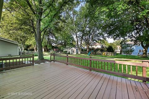 1753 Clyde Dr, Naperville, IL 60565 photo 8