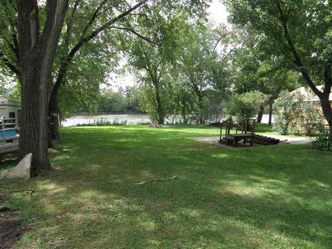 3325 E 2059th Rd, Wedron, IL 60557 photo 2