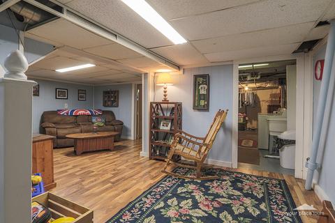 644 Gates St, Aurora, IL 60505 photo 20