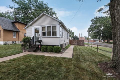 644 Gates St, Aurora, IL 60505 photo 3