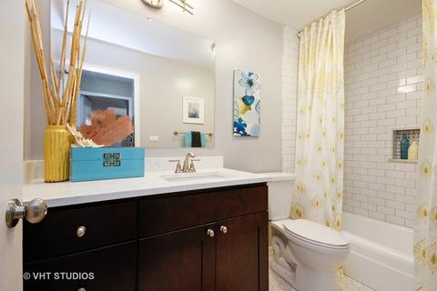 201 E Chestnut St #22E, Chicago, IL 60611 photo 10