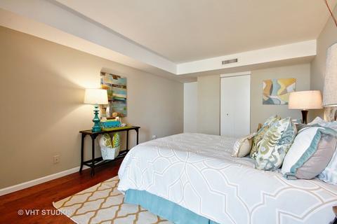 201 E Chestnut St #22E, Chicago, IL 60611 photo 9