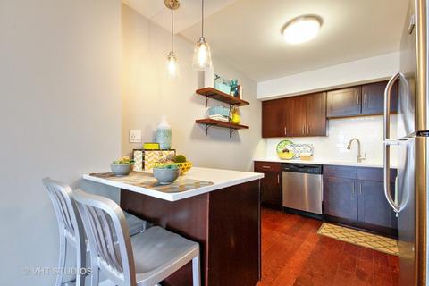 201 E Chestnut St #22E, Chicago, IL 60611 photo 5