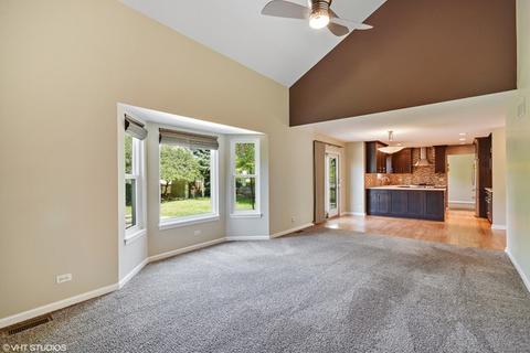 2638 Crestview Dr, Aurora, IL 60502 photo 10