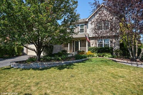 2638 Crestview Dr, Aurora, IL 60502 photo 1
