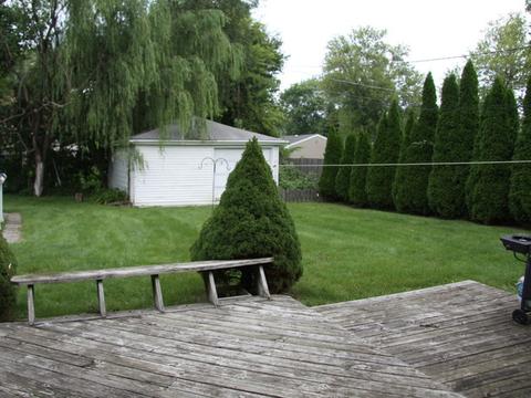 137 E Brookfield Ave, Mount Prospect, IL 60056 photo 17
