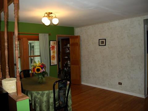 137 E Brookfield Ave, Mount Prospect, IL 60056 photo 8