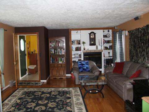137 E Brookfield Ave, Mount Prospect, IL 60056 photo 6