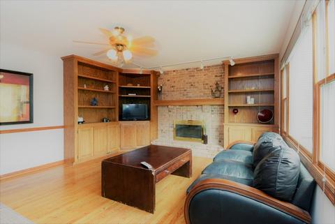 315 Bryan Dr, Cary, IL 60013 photo 9