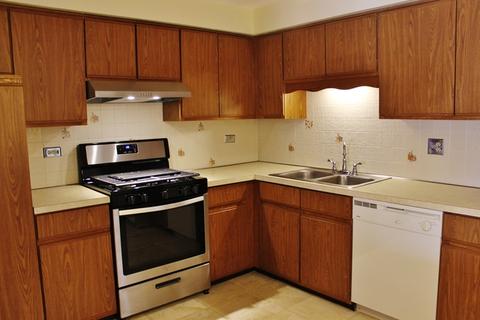 1436 E Thacker St #504, Des Plaines, IL 60016 photo 6