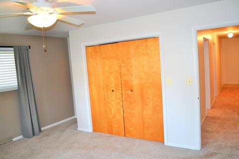960 S 9th Ave, Kankakee, IL 60901 photo 13