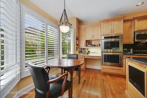 811 Pinegrove Ct, Wheaton, IL 60187 photo 7