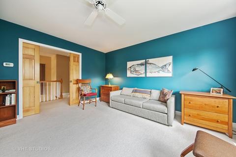 811 Pinegrove Ct, Wheaton, IL 60187 photo 17