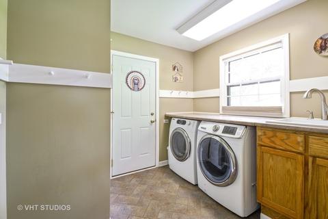 25870 W Apache Ln, Lake Barrington, IL 60010 photo 20