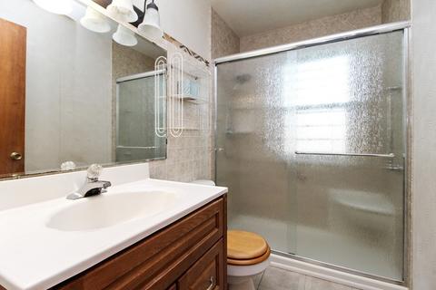 15525 Honore Ave, Harvey, IL 60426 photo 9