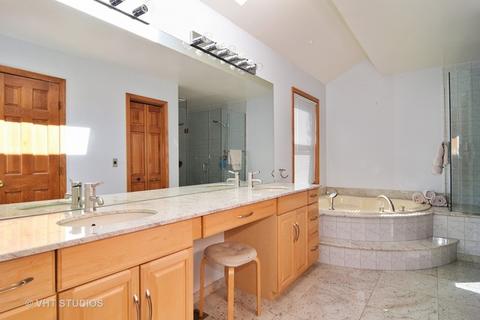 324 Ford Ln, Bartlett, IL 60103 photo 11