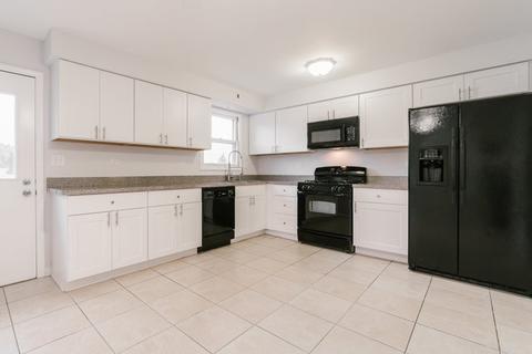 808 W Sable Dr, Addison, IL 60101 photo 4