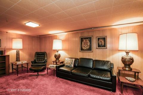 253 S Edison Ave, Elgin, IL 60123 photo 8