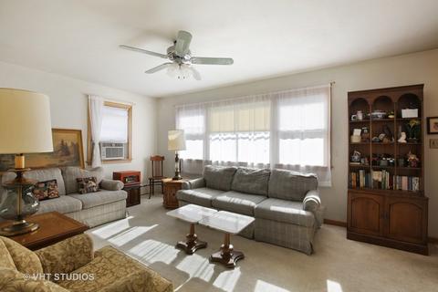 253 S Edison Ave, Elgin, IL 60123 photo 3
