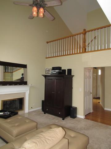 1195 E Danbury Dr, Cary, IL 60013 photo 2