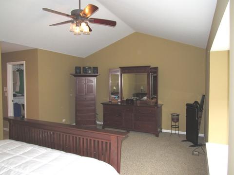 1195 E Danbury Dr, Cary, IL 60013 photo 15