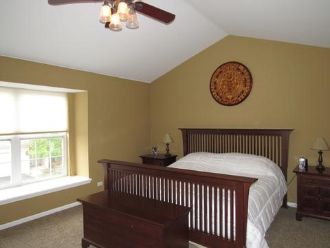1195 E Danbury Dr, Cary, IL 60013 photo 14