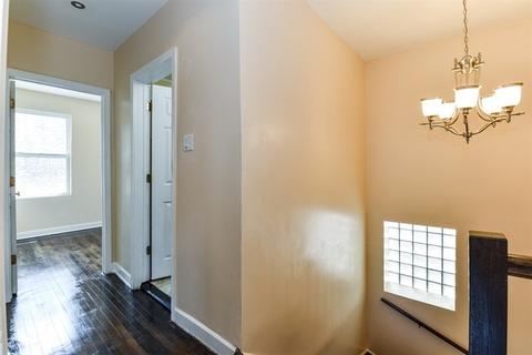 2637 E 74th Pl, Chicago, IL 60649 photo 8