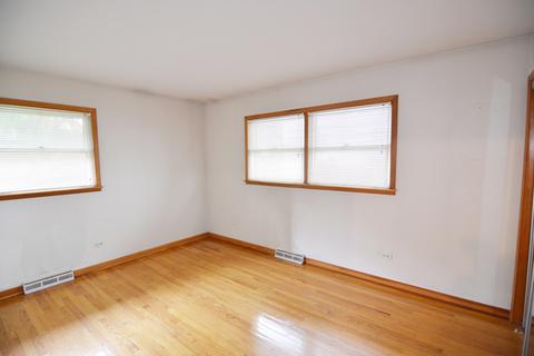 985 Elma Ave, Elgin, IL 60120 photo 19