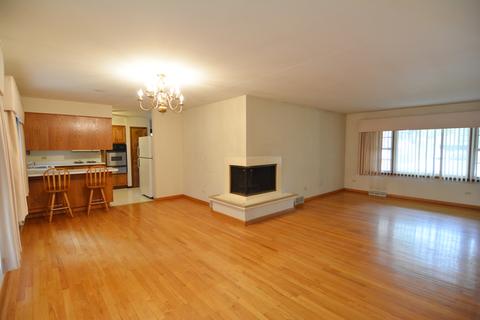 985 Elma Ave, Elgin, IL 60120 photo 7