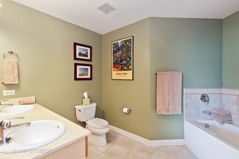 920 W Madison St #E7, Chicago, IL 60607 photo 6