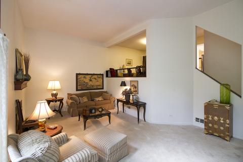 12 Maple Tree Ct, Elmhurst, IL 60126 photo 9