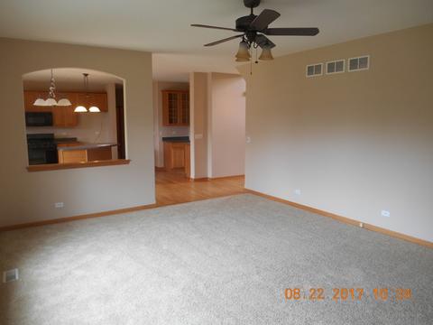 1999 Gardner Cir E, Aurora, IL 60503 photo 13