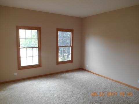1999 Gardner Cir E, Aurora, IL 60503 photo 9