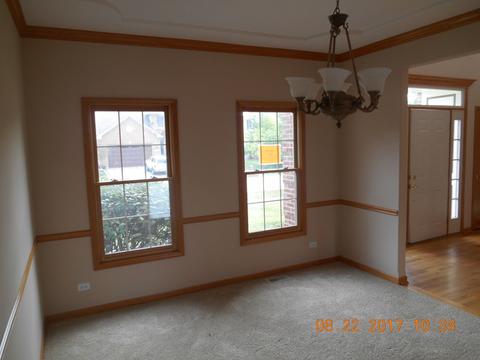 1999 Gardner Cir E, Aurora, IL 60503 photo 10