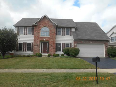 1999 Gardner Cir E, Aurora, IL 60503 photo 1