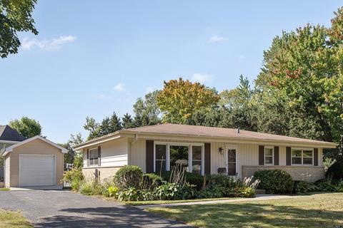 1065 Brookside Ln, Deerfield, IL 60015 photo 1