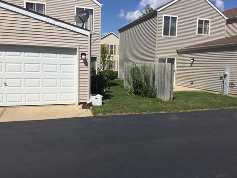 798 Symphony Dr, Aurora, IL 60504 photo 2