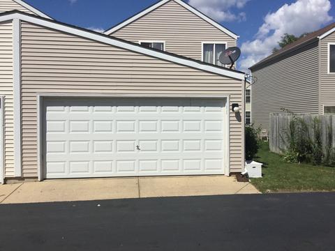 798 Symphony Dr, Aurora, IL 60504 photo 3