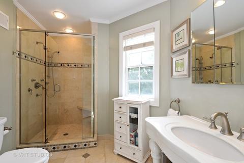9348 Drake Ave, Evanston, IL 60203 photo 17