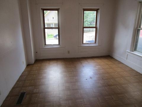 265 Bartlett Pl, Elgin, IL 60120 photo 11
