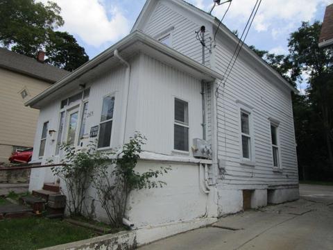 265 Bartlett Pl, Elgin, IL 60120 photo 3