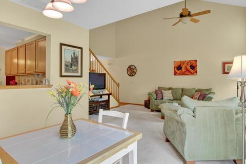 2072 Peach Tree Ln, Algonquin, IL 60102 photo 11