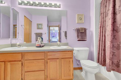 2072 Peach Tree Ln, Algonquin, IL 60102 photo 22