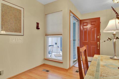 2072 Peach Tree Ln, Algonquin, IL 60102 photo 5