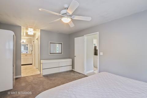 610 Tanglewood Dr, Algonquin, IL 60102 photo 8